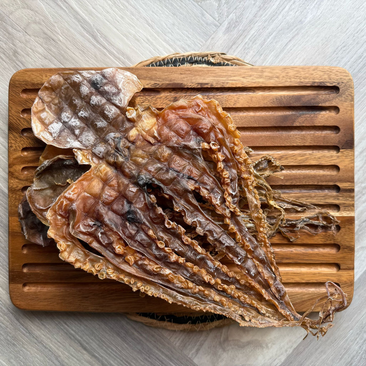 【益氣養血】本港漁船生曬章魚乾