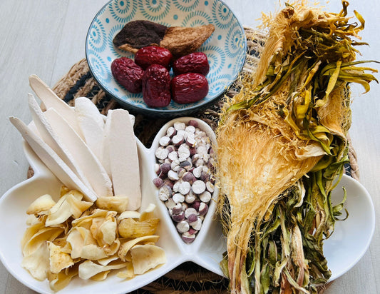 【滋潤、除肺燥】霸王花百合淮山湯包 (025)