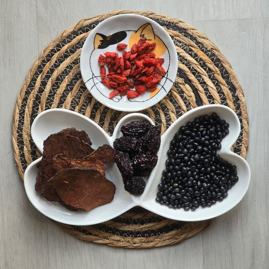 何首烏南棗黑豆杞子湯